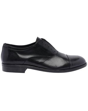 Pawelk's Classic Flat Shoes - Black