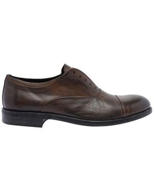 Pawelk's Classic Flat Shoes - Brown
