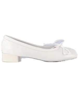 Maison Margiela Mm6 Bow Detailed Ballerina Shoes - White