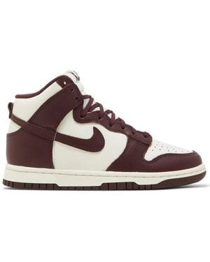 Nike Dunk High-Top Sneakers - Brown