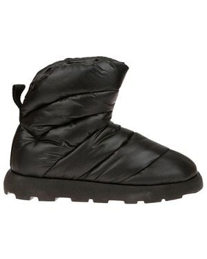 PIUMESTUDIO Quilted Ankle Boots - Black