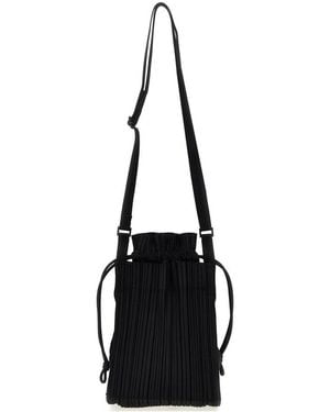 PLEATS MINI POCHETTE – ISSEY MIYAKE ONLINE STORE