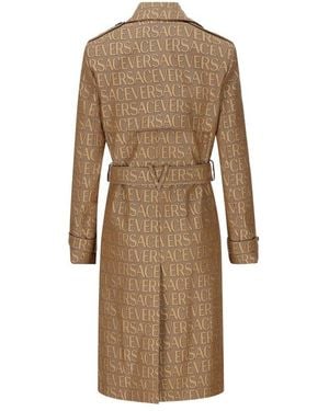トレンチコート VERSACE VERSACE ALLOVER JACQUARD CANVAS TRENCH COAT 20067056_50130139_1000.jpg