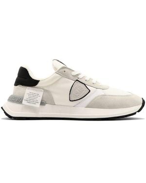 Philippe Model Antibes Mondial Lace-Up Sneakers - White