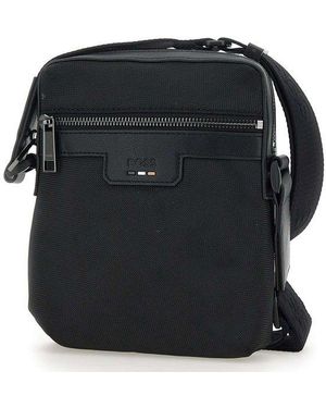 【送料&関税込】Hugo Boss Logo Debossed Zip-up Messenger Bag Hugo Boss Logo Debossed Zip-up Messenger Bag Hugo Boss