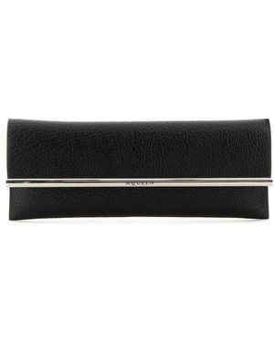 クラッチバッグ ALEXANDER MCQUEEN BLACK LEATHER CROSS B-LONG CLUTCH McQueen Leather Cross B-Long Clutch in Black | Lyst