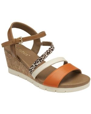 Lotus Kitty Wedge Sandals - Metallic