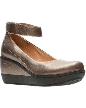Clarks Wynnmere Fox Womens Wedge Shoe - Multicolour