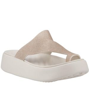 Crocs™ Getaway Platform Toe Loop Sandals - Multicolour