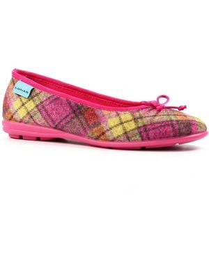 Lunar Brie Slippers - Pink