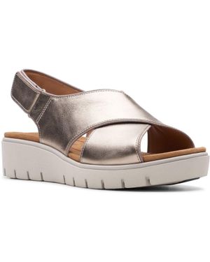 Clarks Un Karely Sun Flip Flops - Metallic