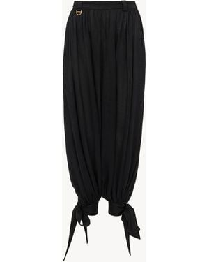 Chloé Fluid Pleated Trousers In Silk Charmeuse - Black