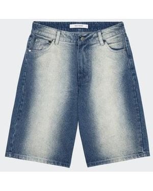 Daily Paper Short - Bleu