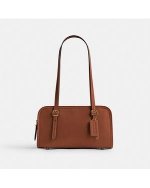 COACH Swing Zip Bag in Black | Lyst