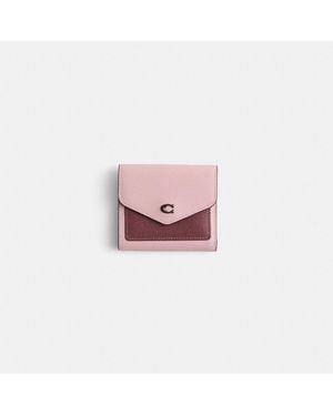 COACH Restored Wyn Small Wallet In Colorblock - Pink