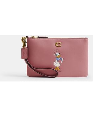 COACH Disney X Essential Small Wristlet With Daisy Duck - Pink