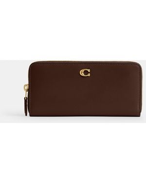 COACH Essential Slim Accordion Zip Wallet - Brown