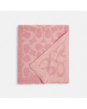 COACH Signature Woven Muffler - Pink