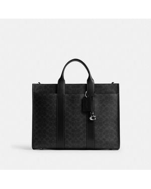 COACH Wesley Tote In Signature Canvas - Black