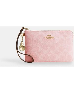 COACH Corner Zip Wristlet - Pink