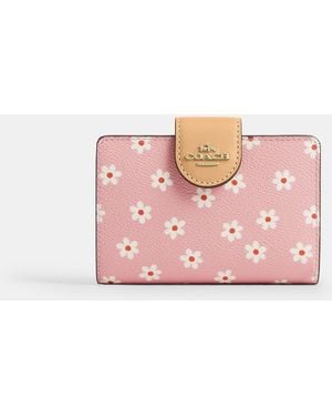 COACH Medium Corner Zip Wallet With Floral Print - Pink