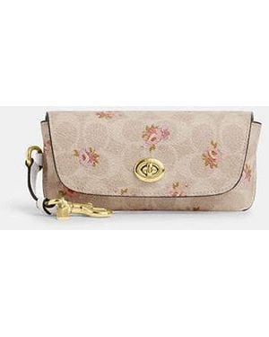 COACH Sunglass Case - Black