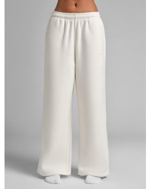 Comfrt Basic Wide Leg Sweatpants - White