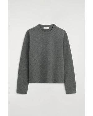 COS T-Shirt A Maniche Lunghe Dalle Linee Pulite - Grigio