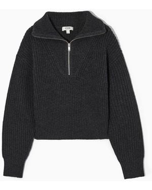 COS Pullover Mit Stehkragen Und Kurzem Reissverschluss - Schwarz