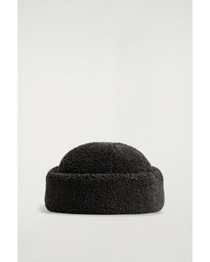 COS Fold-Up Teddy Hat - Black