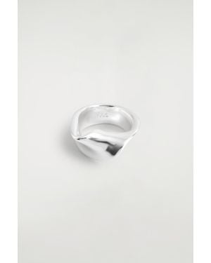 COS Twisted Ribbon Ring - Black