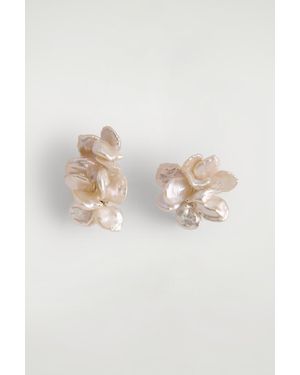 COS Mismatched Clustered Pearl Earrings - Natural
