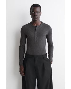 COS Schmales, Geripptes Langarmshirt Aus Baumwolle - Grau