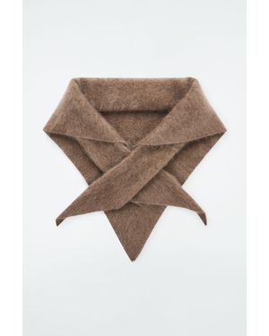 COS Pure Brushed-cashmere Triangle Scarf - Natural