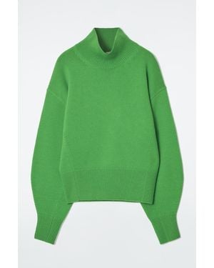 COS Taillierter Wollpullover Mit Stehkragen - Grün