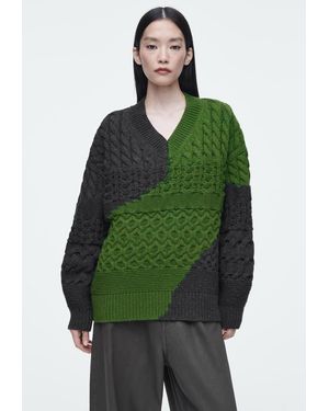 COS Pullover Aus Merinowolle Mit Abstraktem Zopfmuster - Grün