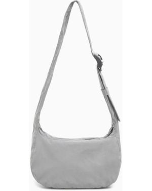 COS Reflektierende Umhängetasche - Weiß