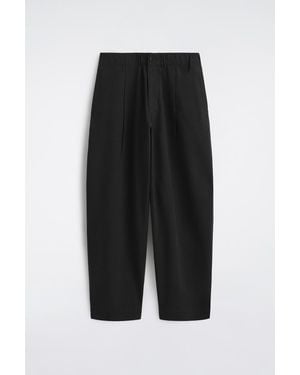 COS Pleated Relaxed-Fit Barrel-Leg Pants - Black
