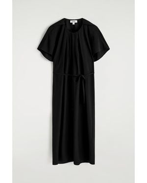 COS Voluminous Pleated Midi Dress in Black | Lyst