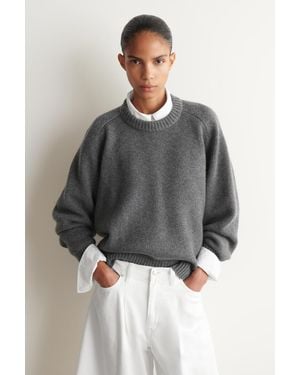 COS Kaschmirpullover Mit Rundhalsausschnitt - Grau
