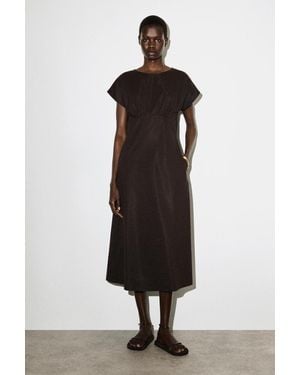 COS Skulpturales Midikleid Aus Jersey Mit Raffungen - Braun