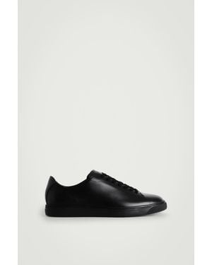 COS Sneakers Aus Leder - Schwarz