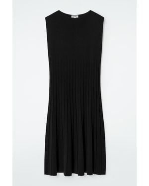 COS Knitted Pleated Maxi Dress - Black