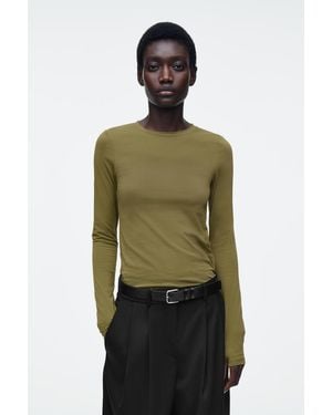 COS Schmal Geschnittenes Langarmshirt - Grün