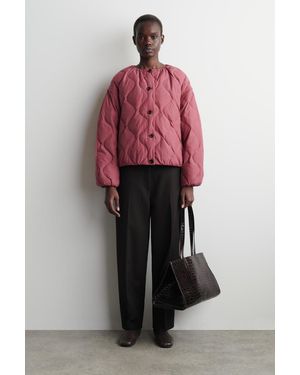 COS Gesteppte Daunenjacke Mit Raffungen - Pink