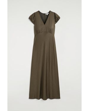 COS Robe Midi Brodée En Satin - Vert
