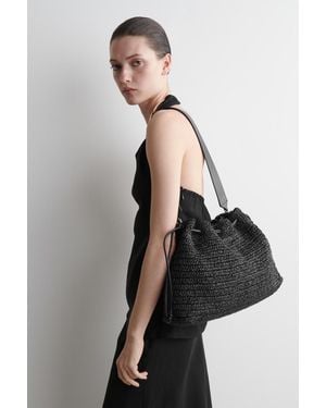 COS Cavatelli Clutch - Schwarz