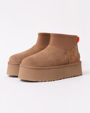 UGG Classic Mini Dipper Platform Boots - Brown
