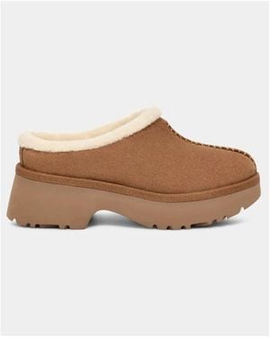 UGG New Heights Cosy Platform Clogs - White