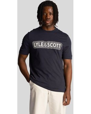 Lyle & Scott Vibrations Print T-Shirt Size: M - Blue